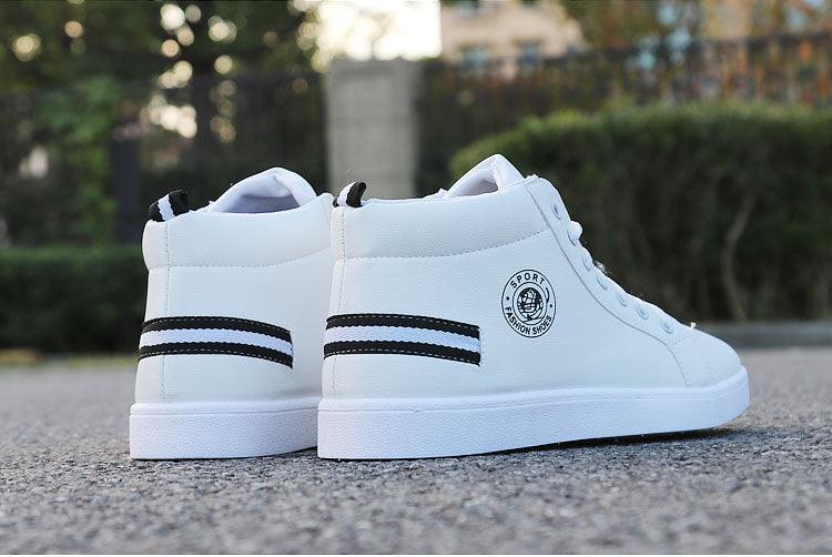 Baskets montantes en cuir confortables pour hommes, chaussures d'hiver en peluche blanches, style tendance, chaussures décontractées, baskets mode, chaussures de marche respirantes et confortables pour hommes