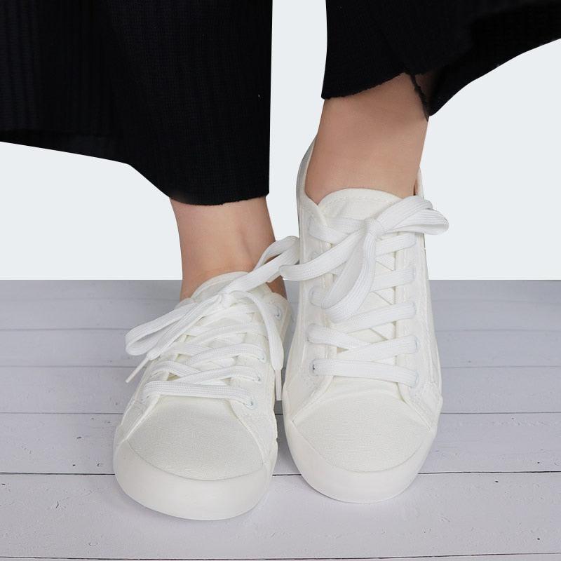 Baskets Blanches d'Été pour Femmes Chaussures en Cuir Blanc et Toile Baskets Tenis Classiques Décontractées en Coton à Enfiler Toile Confortables Chaussures Plates de Marche