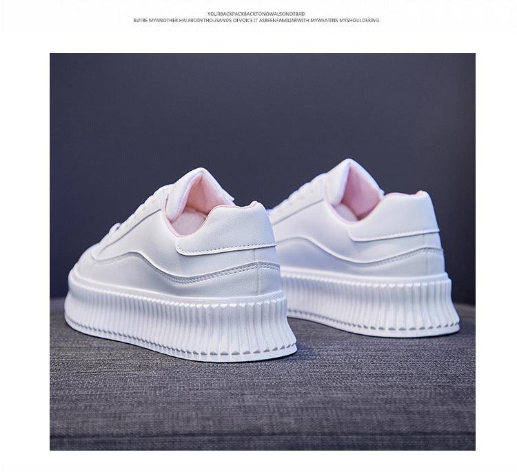 Chaussures épaisses de course de printemps pour femmes blanches Baskets confortables en cuir pour femmes Baskets plates de printemps Baskets vulcanisées d'extérieur à enfiler Baskets de sport à plateforme