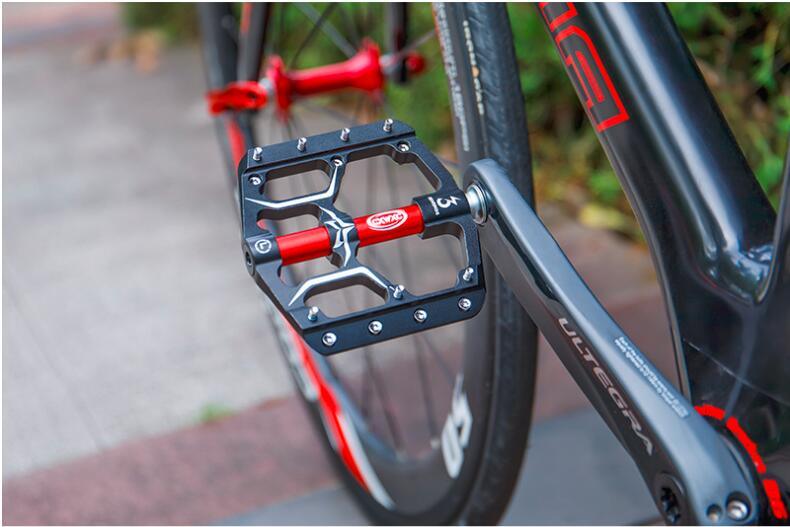Pédales de vélo de route plates et larges pour VTT, 3 roulements étanches 9/16 po en aluminium avec cales antidérapantes amovibles, pédales plates de VTT en alliage d'aluminium antidérapantes avec 3 roulements pour vélo de route
