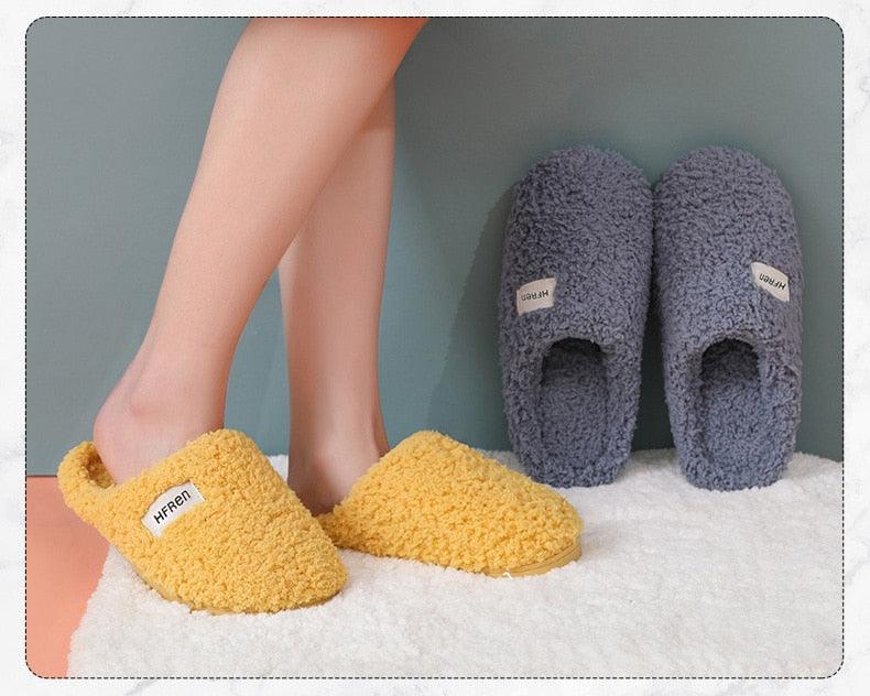 Chaussons d'intérieur en coton à poils courts d'hiver pour femmes, chaussures de sol d'intérieur, pantoufles de maison plates et chaudes pour couples avec mousse à mémoire de forme et chaussures chaudes confortables