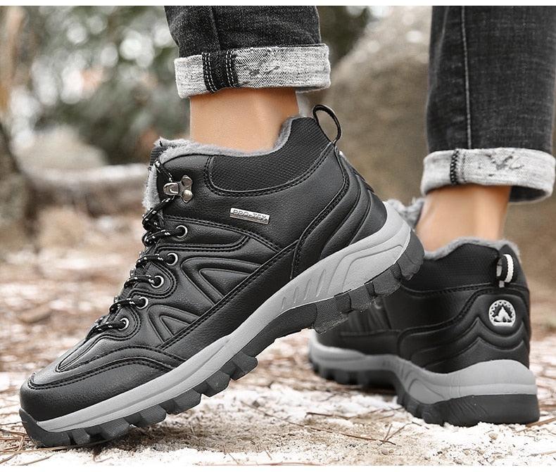 Bottes de neige d'hiver imperméables en cuir, baskets super chaudes pour hommes, bottes de randonnée en plein air, bottes de randonnée doublées de fourrure chaude, chaussures de marche en plein air, bottines décontractées en cuir pour hommes