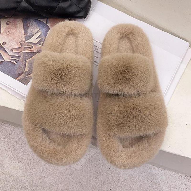 Pantoufles d'intérieur en fausse fourrure pour femmes - Chaussons chauds en peluche ouverts pour la maison, confortables et douillets, pour l'intérieur et l'extérieur.