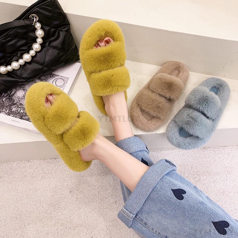 Pantoufles d'intérieur en fausse fourrure pour femmes - Chaussons chauds en peluche ouverts pour la maison, confortables et douillets, pour l'intérieur et l'extérieur.