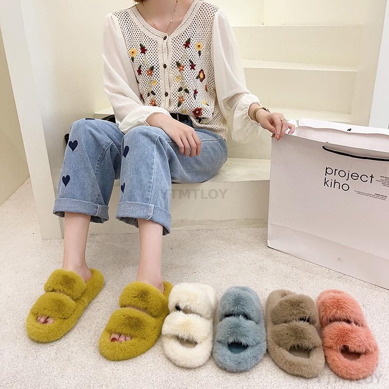 Pantoufles d'intérieur en fausse fourrure pour femmes - Chaussons chauds en peluche ouverts pour la maison, confortables et douillets, pour l'intérieur et l'extérieur.