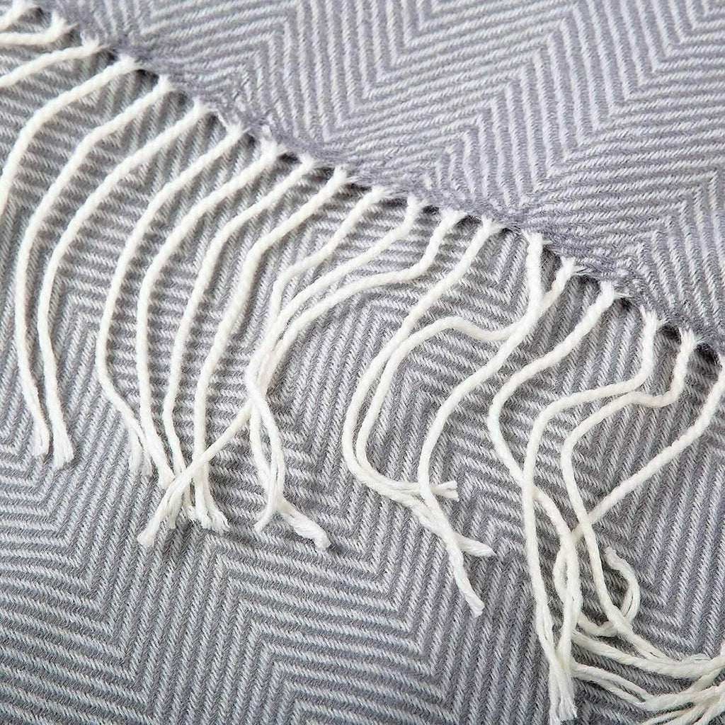 Jeté de lit à motif chevron 100 % acrylique Wisley Home