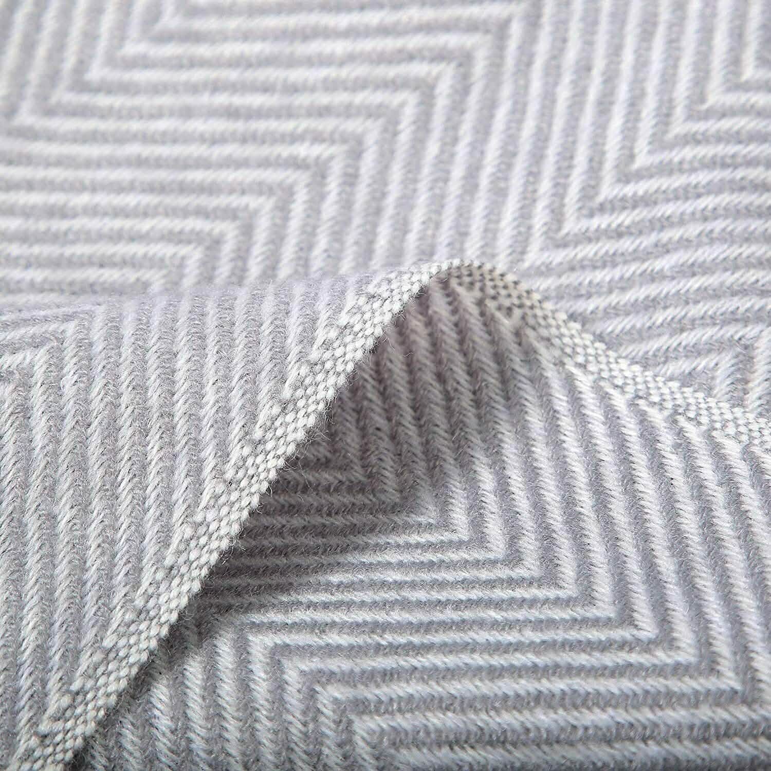 Jeté de lit à motif chevron 100 % acrylique Wisley Home