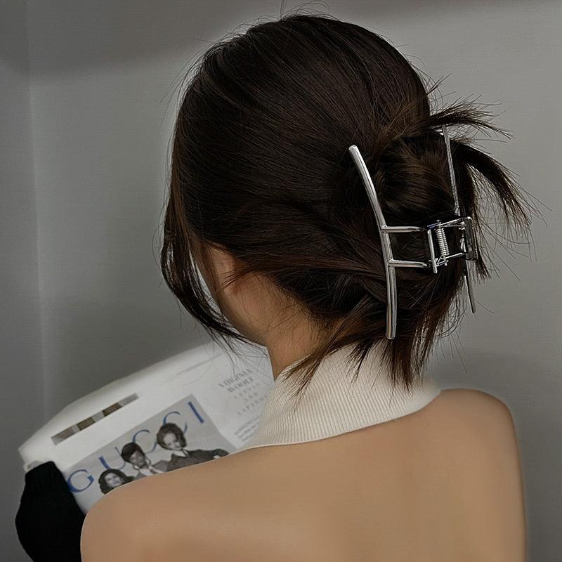 Pince à cheveux tendance argentée minimaliste et délicate pour femmes, accessoires de mode, barrettes, couvre-chef