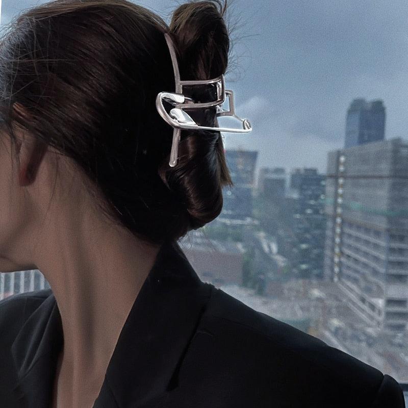 Pince à cheveux tendance argentée minimaliste et délicate pour femmes, accessoires de mode, barrettes, couvre-chef