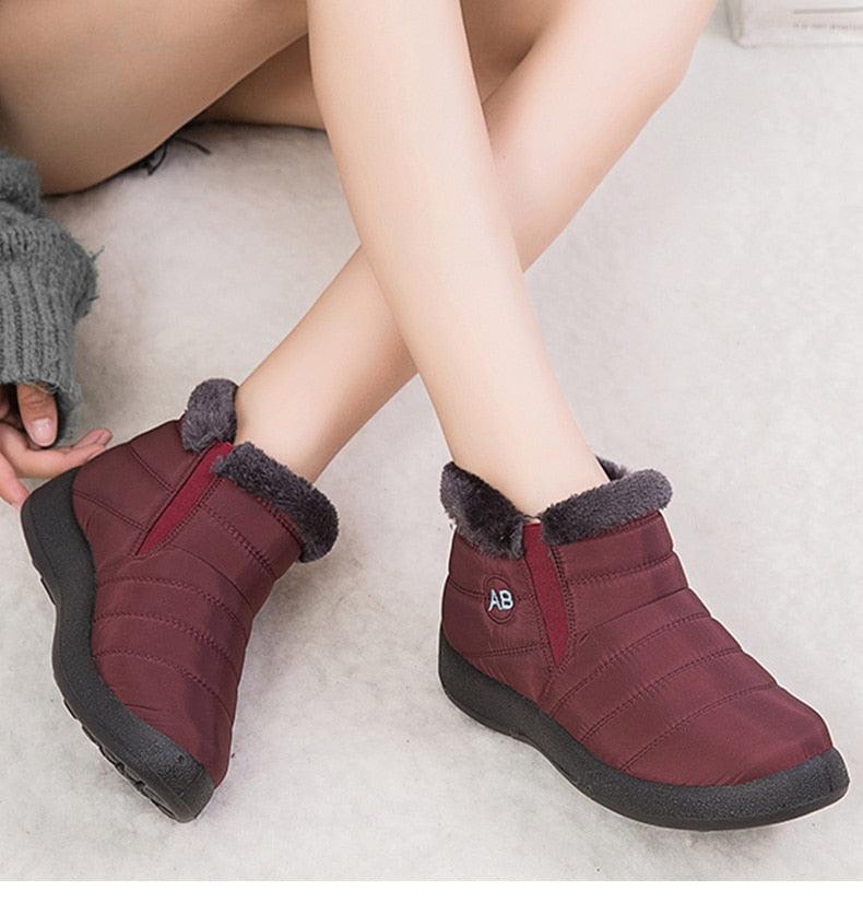 Bottes pour femmes, mode, imperméables, bottes de neige pour l'hiver, décontractées, légères, chevilles chaudes, bottes d'hiver doublées de fourrure, bottes chaudes à enfiler, chaussures imperméables, design confortable et doux pour femme.