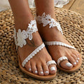 Chaussures Plates Femme Été Sandales Bohèmes Lanières Dentelle Style Floral Sandales Blanches Chaussures de Plage Clip Orteil Décontractées Dentelle Floral Tongs de Plage Chaussures Confortables Sandales d'Été Élégantes à Bague d'Orteil