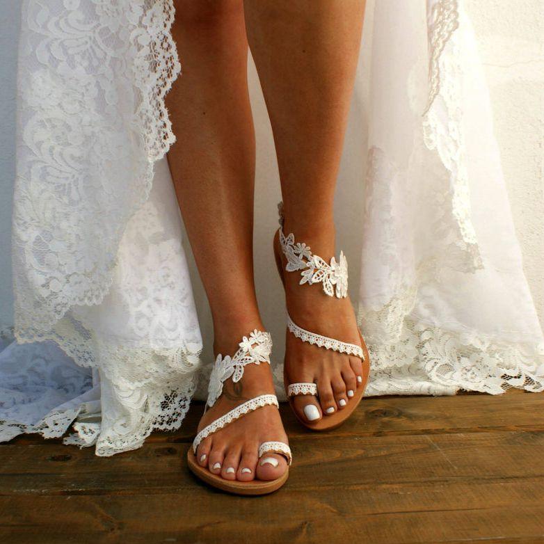 Chaussures Plates Femme Été Sandales Bohèmes Lanières Dentelle Style Floral Sandales Blanches Chaussures de Plage Clip Orteil Décontractées Dentelle Floral Tongs de Plage Chaussures Confortables Sandales d'Été Élégantes à Bague d'Orteil