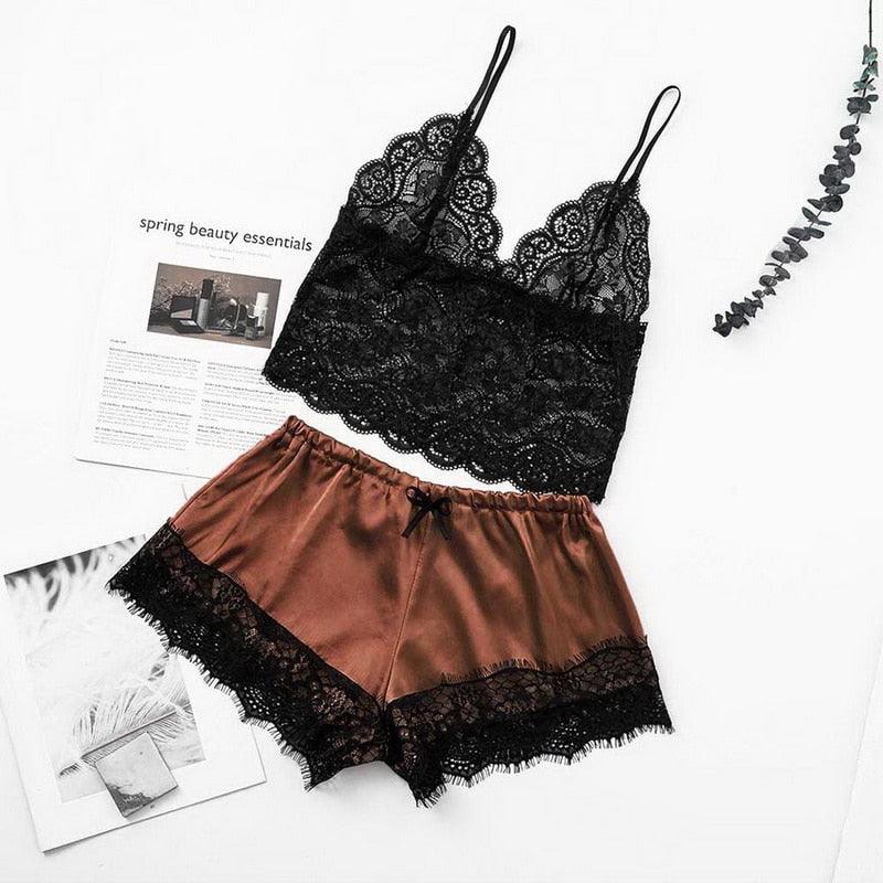 Ensemble de sous-vêtements de luxe pour femmes Soutien-gorge et culotte en dentelle 2 pièces Ensemble de lingerie en dentelle à lanières Lingerie en dentelle confortable en polyester Vêtements de nuit et hauts Sous-vêtements légers et confortables