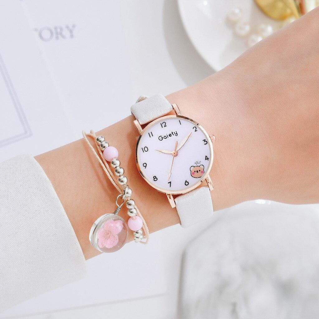 Montre Femme Nouvelle Couleur Ours Mode Étudiant Quartz Bracelet Combinaison Ensemble Montre Bracelet Enfant Fille Cuir Strass Luxe Design Simple Robe Montres pour Femmes
