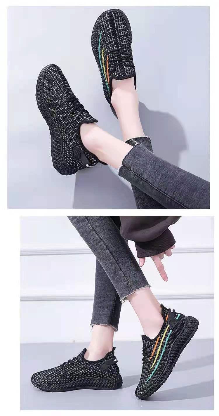 Chaussures de course pour femmes d'été en tissu tissé Sneakers de sport mode décontractée Chaussures de marche en maille respirante antidérapantes légères et respirantes Chaussures de course en maille au design confortable