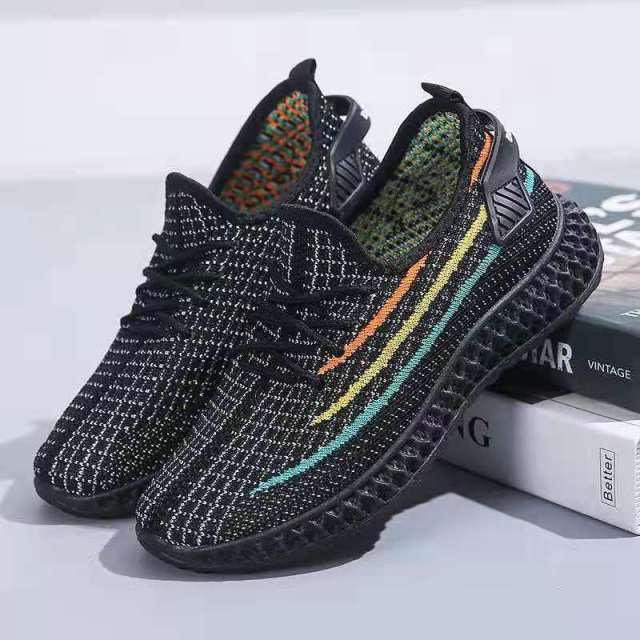 Chaussures de course pour femmes d'été en tissu tissé Sneakers de sport mode décontractée Chaussures de marche en maille respirante antidérapantes légères et respirantes Chaussures de course en maille au design confortable