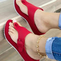 Sandales d'été pour femmes Chaussures de plage compensées à clip d'orteil et bride à boucle Chaussures décontractées en cuir Sandales plates d'été antidérapantes avec bride à boucle