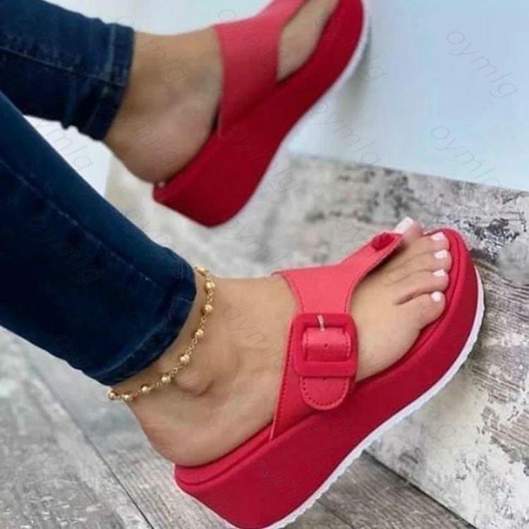 Sandales d'été pour femmes Chaussures de plage compensées à clip d'orteil et bride à boucle Chaussures décontractées en cuir Sandales plates d'été antidérapantes avec bride à boucle