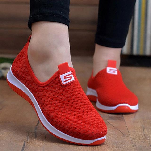 Baskets Espadrilles pour femmes Chaussures d'été en maille respirante pour femmes Chaussures de marche solides antidérapantes Chaussures décontractées Filles Tennis Baskets à enfiler Légères Confortables Baskets décontractées en maille