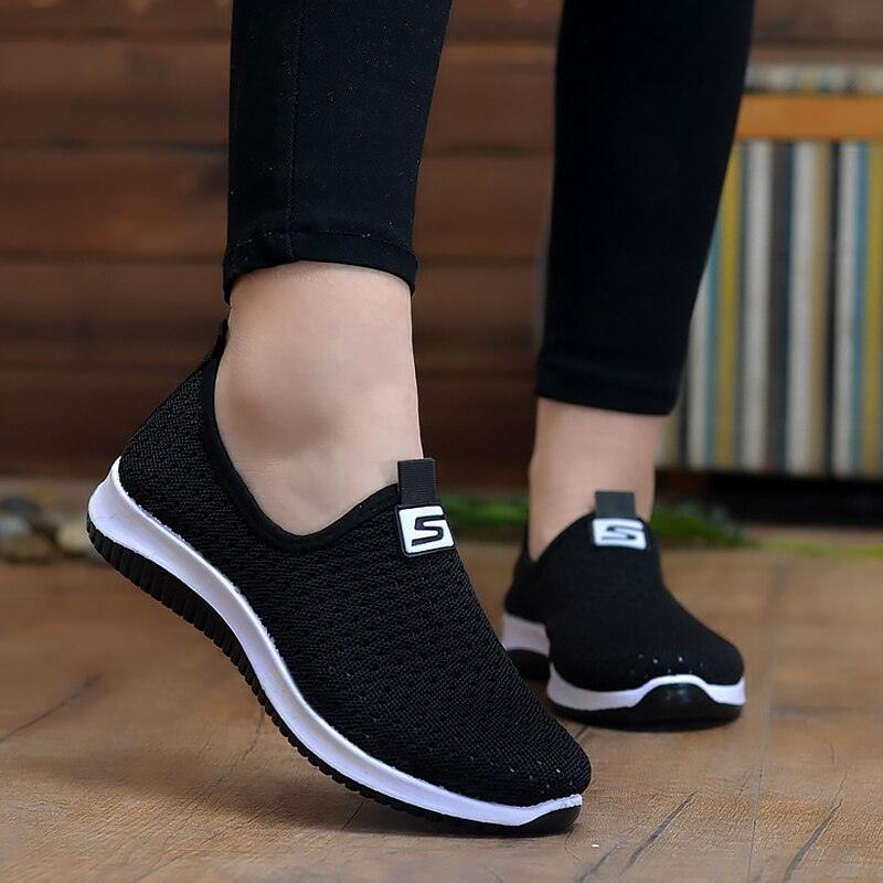Baskets Espadrilles pour femmes Chaussures d'été en maille respirante pour femmes Chaussures de marche solides antidérapantes Chaussures décontractées Filles Tennis Baskets à enfiler Légères Confortables Baskets décontractées en maille