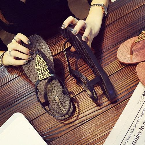Sandales Femme Tongs d'Été Plates Femme Sandales de Plage Plates Sandales Entre-doigts Sandales T-bar Plates Décontractées d'Été de Plage Sabot Sandale