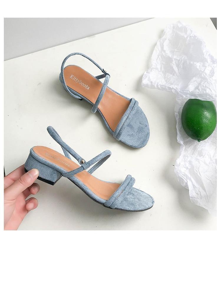Sandales pour femmes Chaussures d'été bleues Plates Talon Claquettes Sandales pour femmes Sandales plates à lanière arrière Sandales décontractées réglables avec bout ouvert