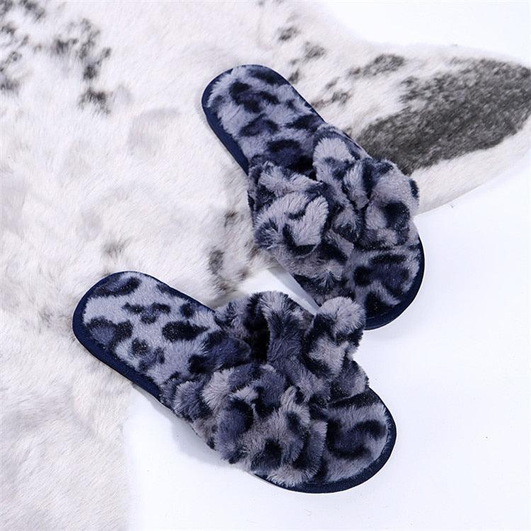 Chaussons d'hiver pour femmes, pantoufles d'intérieur en fausse fourrure, pantoufles à imprimé léopard avec nœud décoratif, pantoufles chaudes en fausse fourrure, pantoufles d'intérieur à bout ouvert pour filles