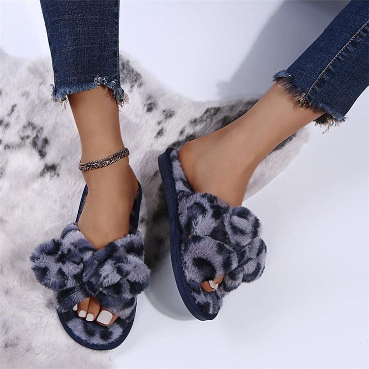 Chaussons d'hiver pour femmes, pantoufles d'intérieur en fausse fourrure, pantoufles à imprimé léopard avec nœud décoratif, pantoufles chaudes en fausse fourrure, pantoufles d'intérieur à bout ouvert pour filles