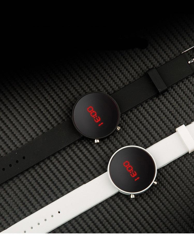 Montres LED Sportives Décontractées pour Femmes Montres Digitales Hommes Enfants Montre-Bracelet en Silicone Armée Militaire Montre Digitale Grand Cadran Sport Militaire Montres Unisexe pour Hommes Femmes Écran LED Décontractée Lumineuse Chronomètre