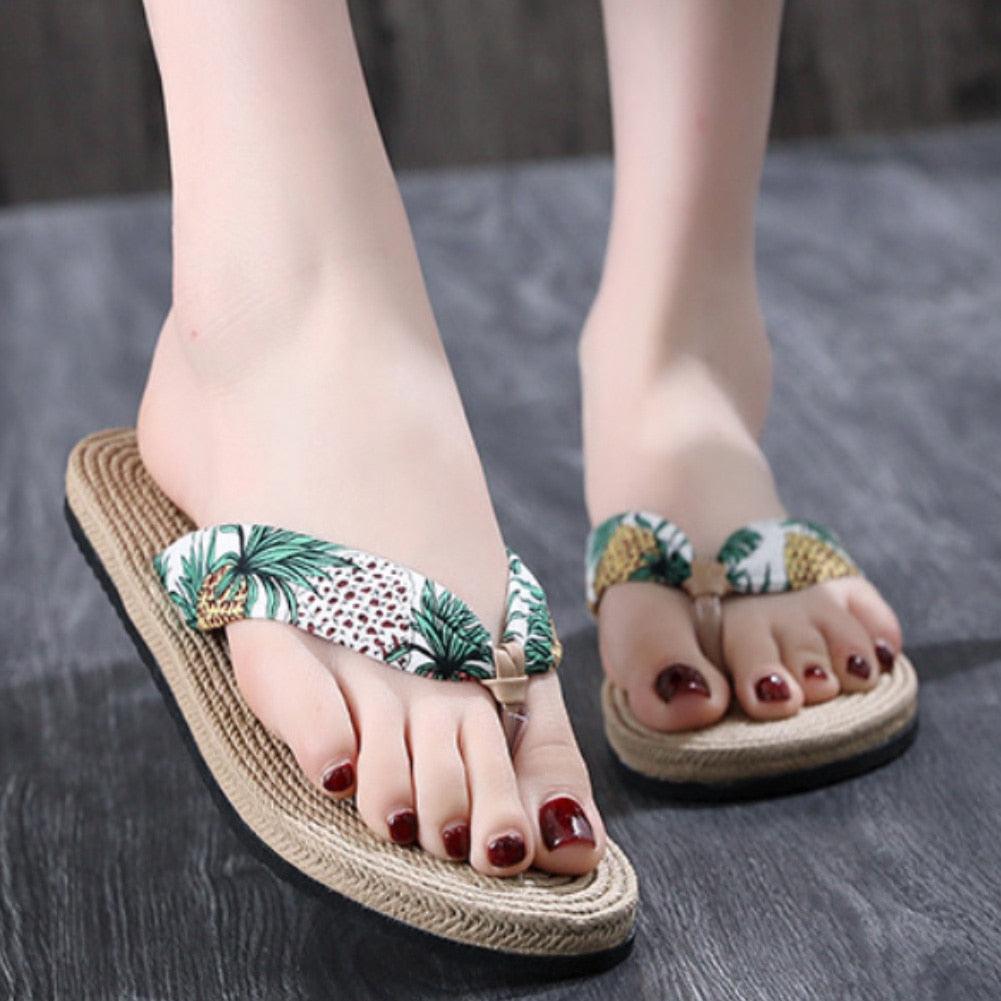Tongs d'été fleuries pour femme, sandales de plage, chaussons en corde de chanvre, tongs de voyage, chaussons d'intérieur unisexes, chaussons en lin pour femme, chaussons respirants à bout ouvert