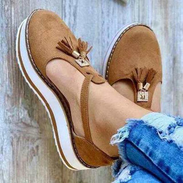 Sandales d'été pour femmes, mode, bride à boucle, talon couvert uni, plateforme plate, talon décontracté, sandales d'été à lanières découpées, bout fermé, chaussons épais et confortables pour intérieur et extérieur.