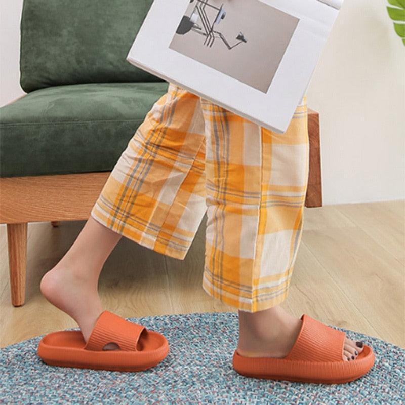 Chaussons épais à plateforme pour femmes, mode d'été, semelle souple en EVA, sandales de plage, chaussures de maison douces à bout ouvert, antidérapantes, pour la douche, le spa, la piscine, la salle de sport, pour l'intérieur et l'extérieur