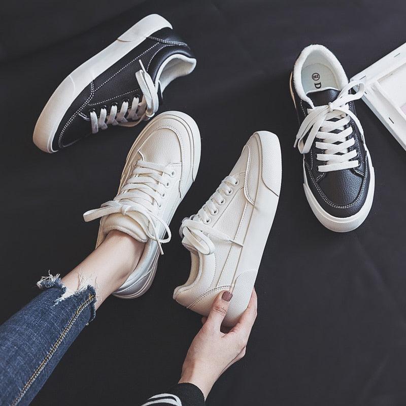 Baskets Blanches pour Femmes, Tendance Printemps, Décontractées, Sportives, à Plateforme Blanche Confortable, Ultra Légères, Antidérapantes, pour la Marche