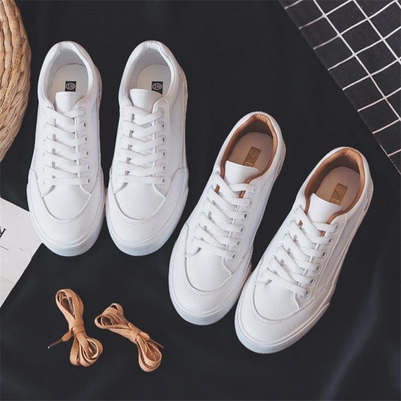 Baskets Blanches pour Femmes, Tendance Printemps, Décontractées, Sportives, à Plateforme Blanche Confortable, Ultra Légères, Antidérapantes, pour la Marche