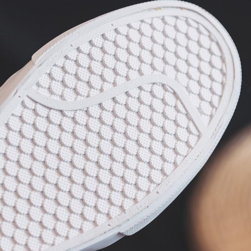Baskets Blanches pour Femmes, Tendance Printemps, Décontractées, Sportives, à Plateforme Blanche Confortable, Ultra Légères, Antidérapantes, pour la Marche