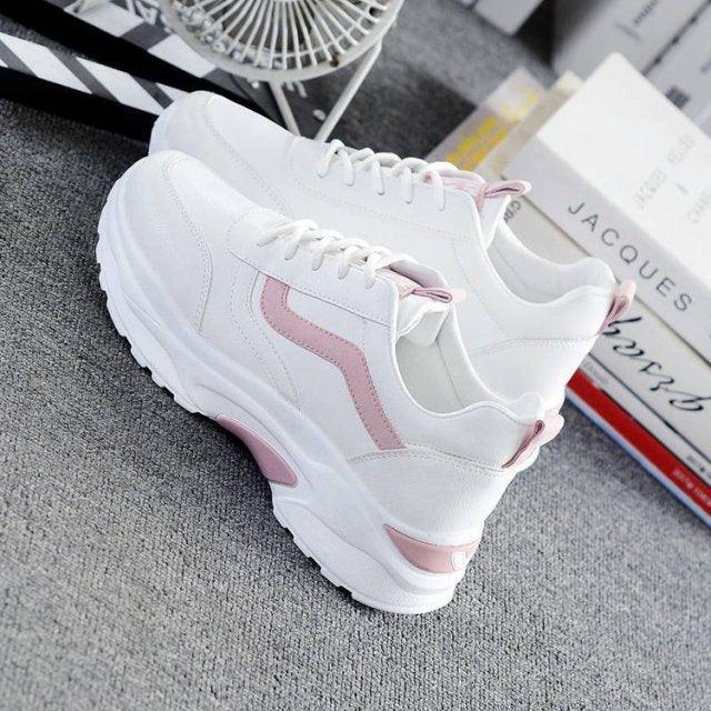 Baskets en cuir blanc pour femmes, chaussures plates confortables et respirantes, baskets à plateforme basses à lacets, classiques et confortables pour jeunes filles
