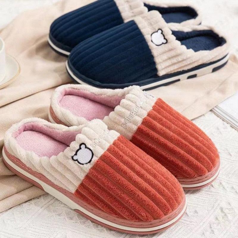 Chaussons d'hiver chauds en fourrure pour femmes, chaussons de maison pour hommes, talons plats confortables, pantoufles d'intérieur chaudes et douces en polaire, pantoufles à mémoire de forme, chaussures de chambre d'hiver
