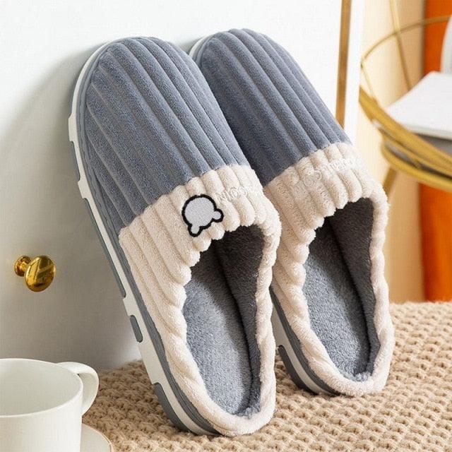 Chaussons d'hiver chauds en fourrure pour femmes, chaussons de maison pour hommes, talons plats confortables, pantoufles d'intérieur chaudes et douces en polaire, pantoufles à mémoire de forme, chaussures de chambre d'hiver
