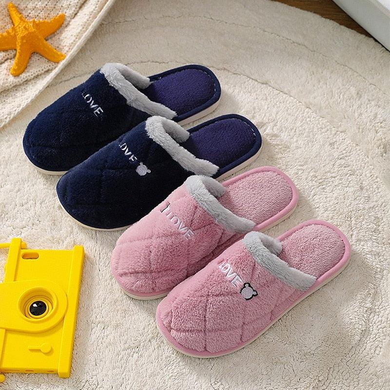Chaussons d'hiver chauds en fourrure pour femmes, chaussons de maison pour hommes, talons plats confortables, pantoufles d'intérieur chaudes et douces en polaire, pantoufles à mémoire de forme, chaussures de chambre d'hiver