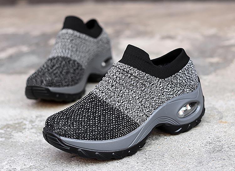 Baskets respirantes pour femmes Nouvelles chaussures en maille pour femmes Chaussures décontractées à coussin d'air à enfiler Chaussures de marche légères en maille respirante Athlétiques Chaussures de course Baskets chaussettes mode à enfiler
