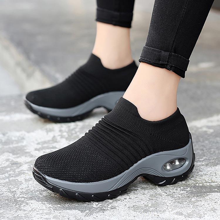 Baskets respirantes pour femmes Nouvelles chaussures en maille pour femmes Chaussures décontractées à coussin d'air à enfiler Chaussures de marche légères en maille respirante Athlétiques Chaussures de course Baskets chaussettes mode à enfiler