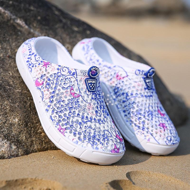 Sabots décontractés pour femmes Sandales de plage respirantes Pantoufles d'été à enfiler Tongs pour femmes Chaussures d'intérieur respirantes Chaussures d'eau Sandales de plage Sabots légers à enfiler