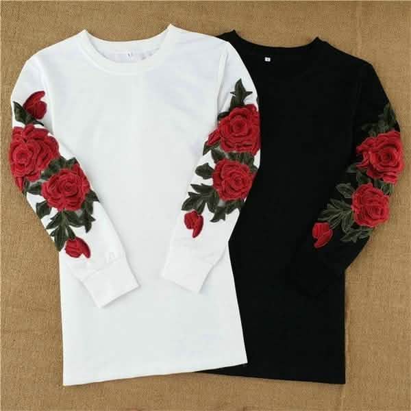 Robe pull brodée à manches longues pour femme