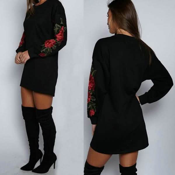 Robe pull brodée à manches longues pour femme
