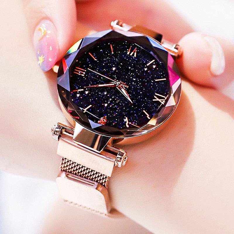 Montres Femme Ciel Étoilé Boucle Magnétique Maille Ceinture Diamant Montre à Quartz Robe Femme Or Rose Montre Analogique Ciel Étoilé Acier Inoxydable Quartz Dames Magnétique Bande Simple Mode Montres Or Pour Femmes