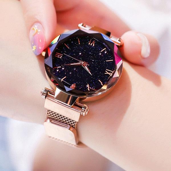 Montres Femme Ciel Étoilé Boucle Magnétique Maille Ceinture Diamant Montre à Quartz Robe Femme Or Rose Montre Analogique Ciel Étoilé Acier Inoxydable Quartz Dames Magnétique Bande Simple Mode Montres Or Pour Femmes