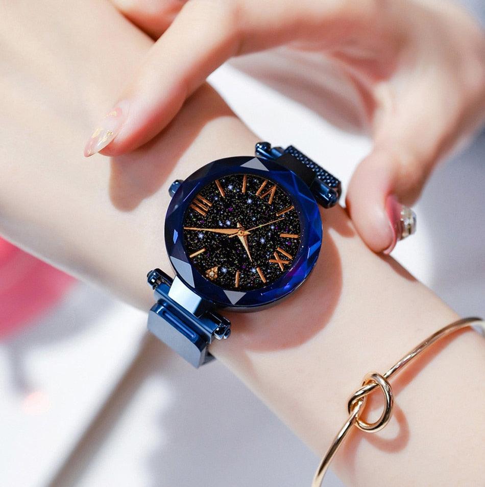 Montres Femme Ciel Étoilé Boucle Magnétique Maille Ceinture Diamant Montre à Quartz Robe Femme Or Rose Montre Analogique Ciel Étoilé Acier Inoxydable Quartz Dames Magnétique Bande Simple Mode Montres Or Pour Femmes