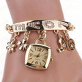 Montre à quartz en alliage avec bracelet alphabet amour pour femme
