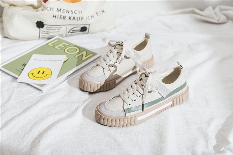 Nouvelles Baskets Décontractées en Toile pour Femme - Collection Printemps, Chaussures Plates Vulcanisées Rayées Tendance, Baskets Basses en Toile, Modèle Confortable Facile à Enfiler