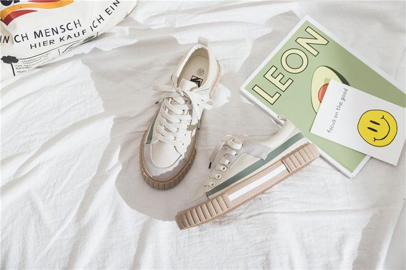 Nouvelles Baskets Décontractées en Toile pour Femme - Collection Printemps, Chaussures Plates Vulcanisées Rayées Tendance, Baskets Basses en Toile, Modèle Confortable Facile à Enfiler